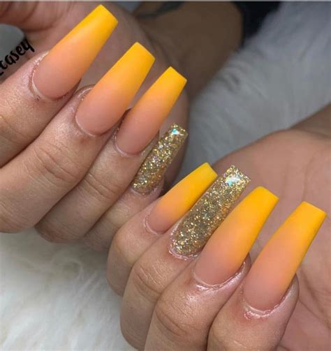 If you mistakely put your hands in your mouth after laying on it, it makes you feel sick. Pin by CeCe John on Nails | Nails, Toe nail designs, Nails ...