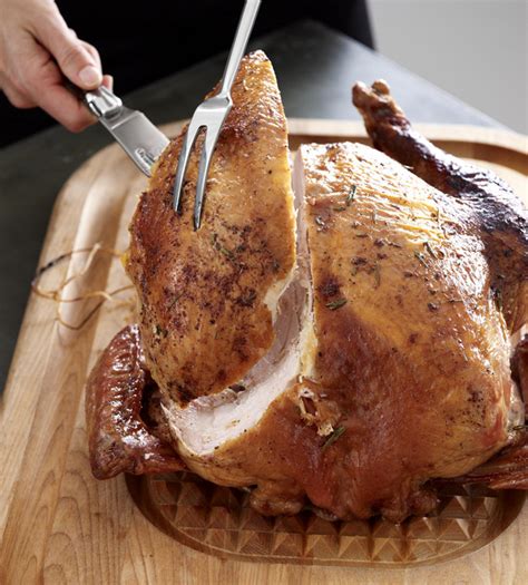 When you buy the bird depends on whether you're going with fresh or frozen. How to Buy a Turkey | Williams-Sonoma Taste