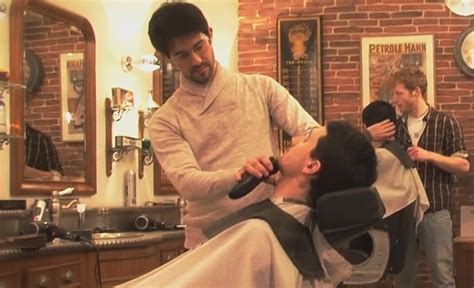 Le barbier ou la barbiere doit être capable de réaliser des rasages et des modelages de barbe. Formation Barbier Sans Cap Coiffure / Les Metiers De La ...