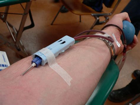Myers says blood donations are very important to patients everywhere. ¿Vampiros en Silicon Valley? | Consejero Digital