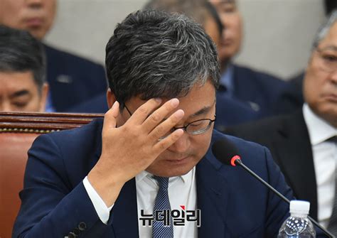 동영상 보기 영상 재생시간01 : 들춰보니 '李스타'… 아들 딸 형 형수 조카 조카사위 비서까지 ...