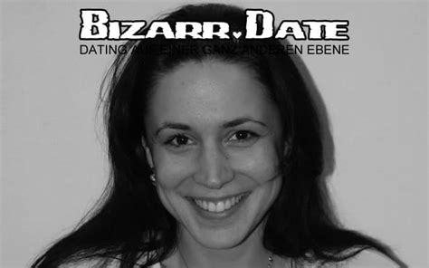 Höre kostenlos adelheid (.mach doch mal die beine breit) von strandgeiers der himmel brennt und sieh dir coverbilder, songtexte und ähnliche künstler an. Schamlose Studentin macht die Beine breit - Bizarr.Date ...