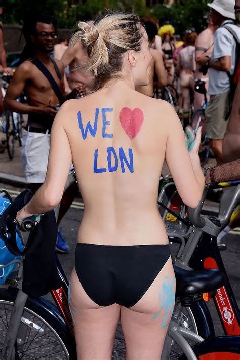 1 bike, 1 cat and a whole world to explore! World Naked Bike Ride London 2017: Bikers In The Buff ...