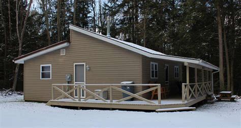 Maybe you would like to learn more about one of these? Red Maple Cabin - Top Hill Cabins