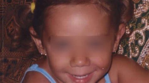Una immagine elaborata dal ris di come potrebbe essere oggi la bambina scomparsa nel 2004 a marsala. La madre di Denise Pipitone: "Sedici anni di silenzi"