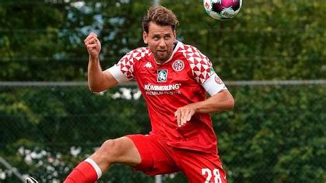 Check out his latest detailed stats including goals, assists, strengths & weaknesses and match ratings. Fordulat Szalai Ádám ügyében! | Goal.com