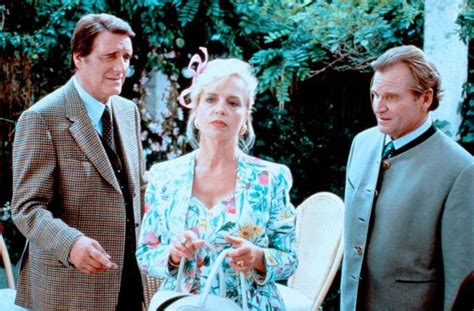 Betten fritz gmbh bettenfachgeschäft rubrik: Drei in fremden Betten - Filmkritik - Film - TV SPIELFILM