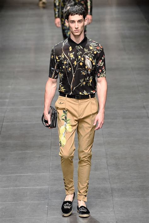 Agréé sécurité sociale et mutuelles. Dolce & Gabbana Spring/Summer 2016 Menswear Collection ...