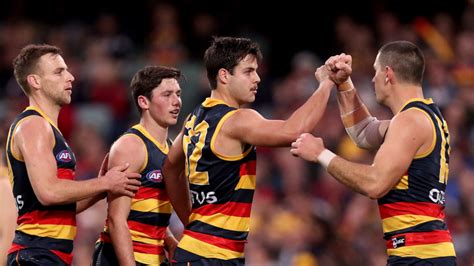 Match report, stats, score, result. AFL Round 1: Adelaide Crows v Geelong Cats | Oval Hotel