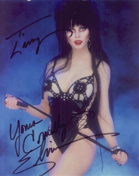 She is a secret unlockable character just like david hasselhoff from zombies in spaceland, kevin smith from rave in the redwoods. Elvira Mistress of The Dark 1980s | Elvira Mistress of the ...