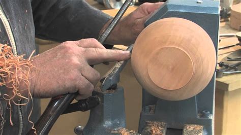 Robin wood turns a porringer on the pole lathe at his barn studio in edale, derbyshire. How to Turn a Basic Bowl-Part I - YouTube