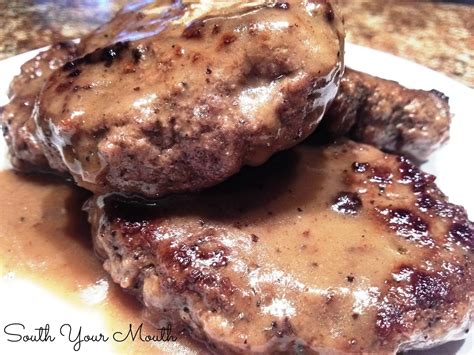 It's one of those traditional southern comfort food items you'll find on the menu at mom and pop style restaurants and diners throughout the south. Salzbury Steak Food Wishes : Salisbury Steak With Mushroom Gravy Budget Bytes