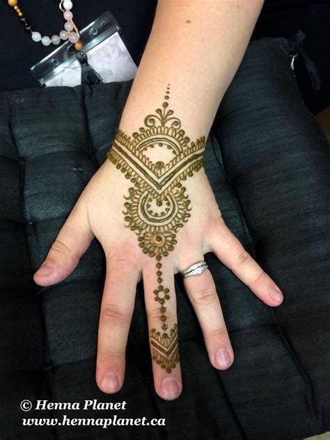 At right choice children's entertainment we offer fabulous henna tattoo artists, who have been professionalizing in henna tattoos for many years. Henna Planet. Natural henna body art by Tarquin Singh in ...