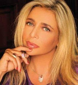 La truffa smascherata a domenica in. Mara Venier: Bio, Height, Weight, Age, Measurements ...