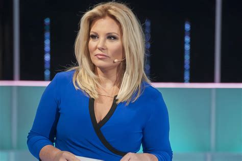 Már a ma megjelenő playboy előtt agyondicsérték liptai claudia (36) a magazinban megjelenő. Kinyúlt pulóverben ment férjhez Liptai Claudia