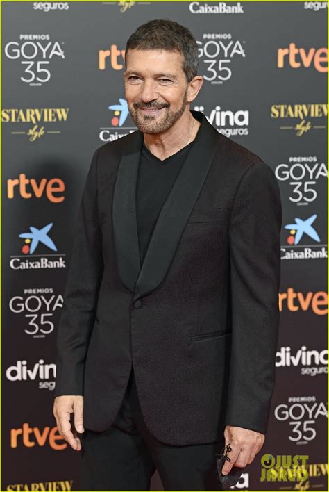 Actor, director, productor gracias por estar aquí. Antonio Banderas & Paz Vega Celebrate Spanish Film at Goya ...