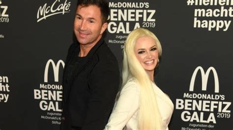 Doch auch ihre schwester jenny zieht so manchen blick auf sich. Daniela Katzenberger: TV-Geständnis! SO sehr vermisst die ...