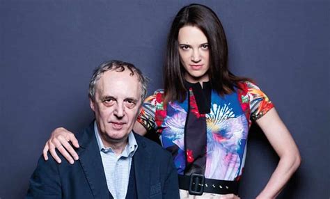 Trussardi action x dario argento. Dario Argento sulle molestie: "orgoglioso di Asia... sono ...