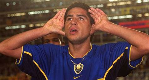 Juan roman riquelme was a major figure in south american football during the 2000s. Boca Juniors | Mi figurita de colección: Juan Román ...