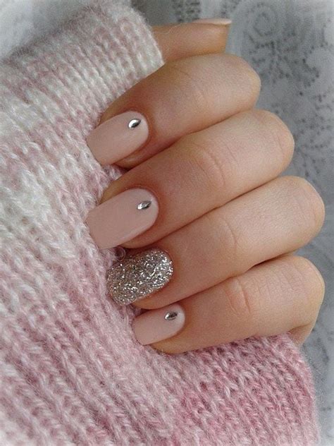 Découvrez maintenant notre sélection de vernis à ongles pailletés ! Vernis à ongles : 20 nail art dénichés sur Pinterest pour ...