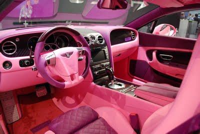 Ia tak hentinya merilis karya kolabroasi selama elama enam bulan terakhir. ~dUniA kErEtA sAnA SiNi~: PiNk bEntLeY ViTeSsE - tAk CoOL..!!!