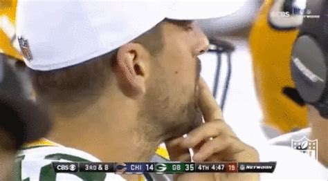 Submitted 5 years ago by redeagle22. Aaron Rodgers GIFs - Find & Share on GIPHY