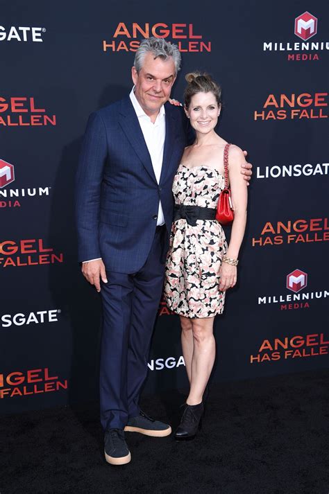 Fellner este un nume de familie. ROSIE FELLNER at Angel Has Fallen Premiere in Los Angeles 08/20/2019 - HawtCelebs