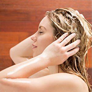 Some oils that stop itching are coconut oil, peppermint oil and tea tree oil. Best Shampoo for Itchy Scalp and Oily Hair | Carapex News ...