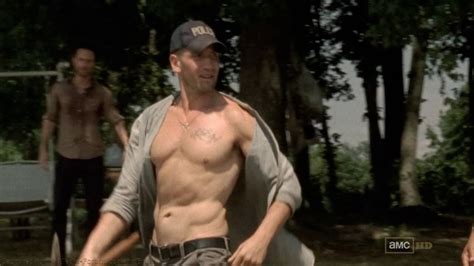 His grandfather was musician murray bernthal. Shane Walking Dead | User Name | The walking dead, Jon ...