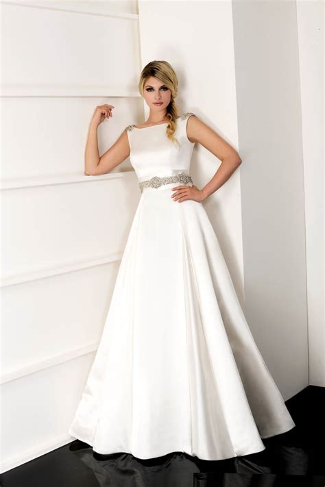 But you can still design your own wedding dress! Wedding dresses by Moreland Design Studio - My Dream Wedding