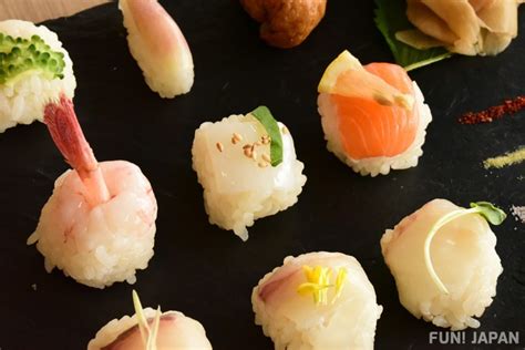 Tujuan dibuatnya proposal ini adalah untuk mengajak kerjasama usaha antara perusahaan kami dengan perusahaan anda selaku supplier salah satu. Proposal Makanan Internasional Sushi - Tulisan