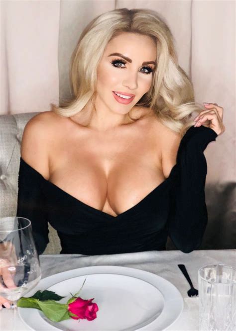 Dozens of celebrities have hopped on the bandwagon of joining you guys asked for it, and i supplied. Welsh OnlyFans Model Becomes Self-Made Millionaire By ...
