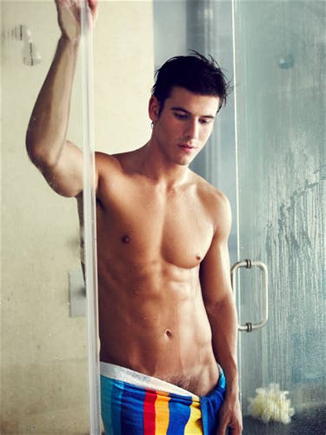 Search, discover and share your favorite guys in shower gifs. Ways to Be Romantic - Tips for Being Romantic