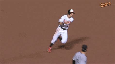 No one does that to the captain. GIF: Orioles' Lough trips while rounding third | SD Yankee Report