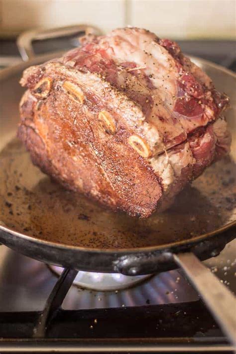 Simply sear the meat in a hot pan, then place in the crock pot along with the seasonings above and a cup of water or. Crock Pot Cross Rib Roast Boneless / Slow Roasted Prime ...