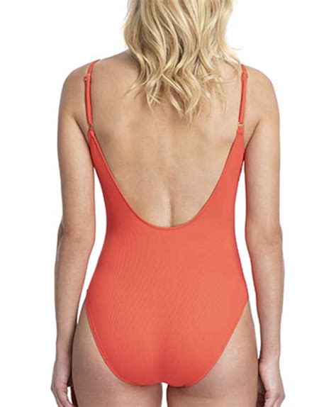 That's why you got the job, because you look good in a bathing suit. Costume da bagno donna con ferretto Coral Gottex