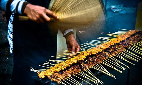 Senarai lokasi pasar malam di johor mengikut hari masa perniagaan pasar malam pada kebiasaannya dibuka bermula dari lewat petang hingga tengah malam. Pasar Malam Night Market Timetable - JOHOR NOW