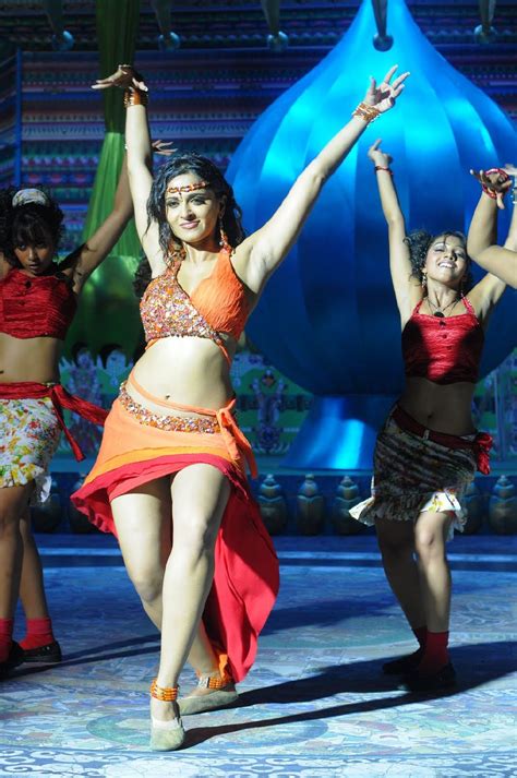 As with other aspects of indian culture, different forms of dances originated in different parts of india, developed according to the local traditions and also imbibed elements from other parts of the country. Indian Belly Dance Girls | Beautiful Belly Dance: Indian ...