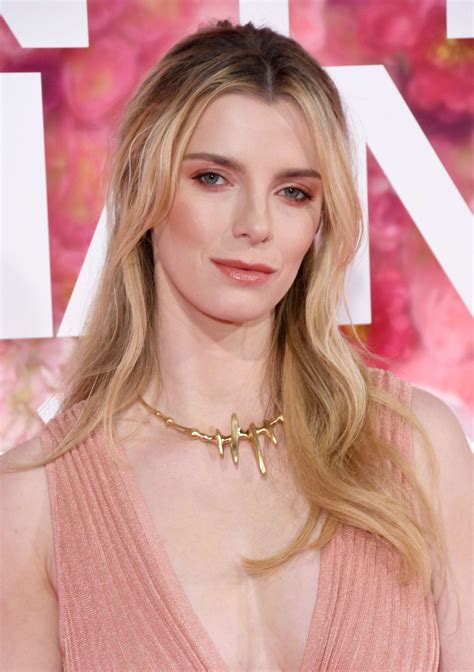 See more ideas about betty gilpin, betties, nurse jackie. BETTY GILPIN at Isn't It Romantic Premiere in Los Angeles ...