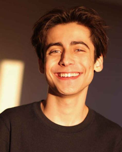 But what is it exactly that gallagher has done to get backlash, and why is there a controversy surrounding him? Muere el actor Aidan Gallagher reconocido por interpretar ...