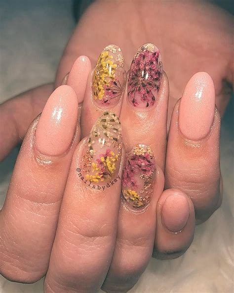 Dried pressed flowers for nails. Pressed Flower Nails Spring 2017 | POPSUGAR Beauty ...