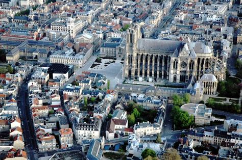 To enjoy the cheapest price we advise you to to go from reims to paris, the bus is the best choice if you want a cheaper fare, with an average. Paris