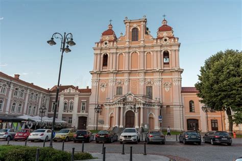 Η ώρα σε λιθουανία τώρα. VILNIUS, ΛΙΘΟΥΑΝΙΑ - 10 Απριλίου 2012: Οδηγώντας ποδήλατο ...