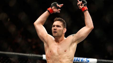 In a dark twist of fate, weidman was also involved in another of the most infamous leg breaks in ufc history back in. Chris Weidman acepta pelear con Khamzat Chimaev en enero ...