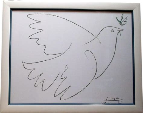 Picasso's white pigeon, which symbolizes freedom, becomes the emess' war pigeon. Lithographie La colombe bleue von Picasso in Vörstetten ...