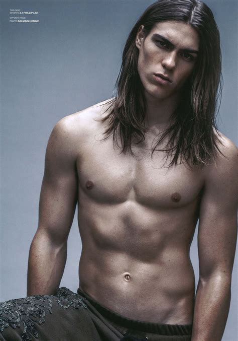 12 hair color transformations that made these women look so much younger. #TravisSmith #stunning #hot #male #model #abs #sixpack # ...