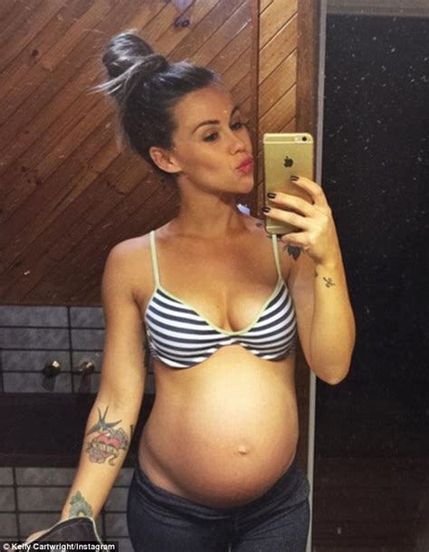 Big titted spandexbabe michaela (klipp). Pregnant Kelly Cartwright posts video showing her baby ...