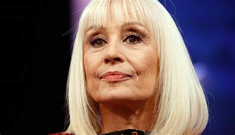 La scomparsa di raffaella carrà all'età di 78 anni ha lasciato tutti di stucco. Raffaella Carrà: età, altezza peso, compagno fidanzati ...