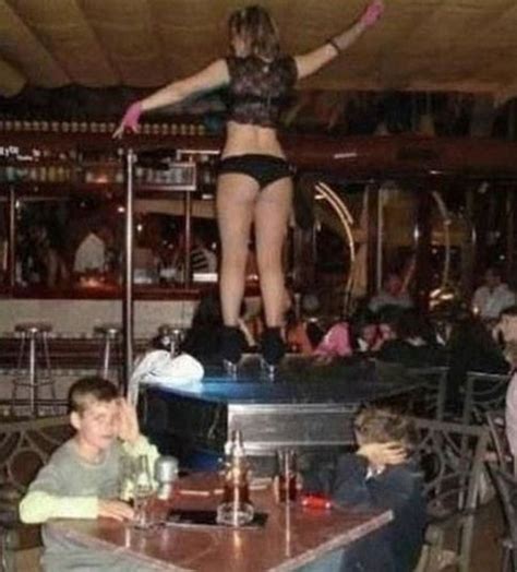 Sans chercher à protéger les bonnes mœurs, un constat sans appel s'impose : Top 35 des photos les plus choquantes de mères indignes ...