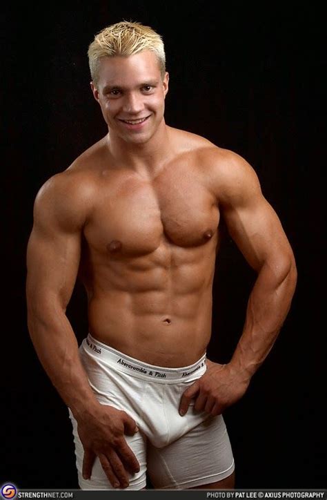 Competitors name must be on the cd for identification. Bodybuilder, Bodybuilding and Aesthetics on Pinterest